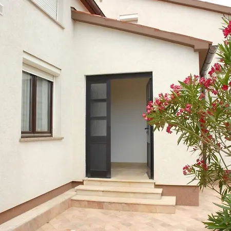 San Stefano Tatil Evi *